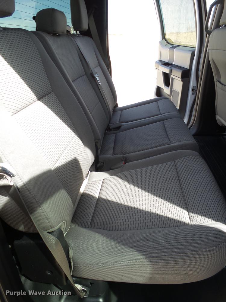 image for item EN9533 2015 Ford F150 XLT SuperCrew Cab pickup truck