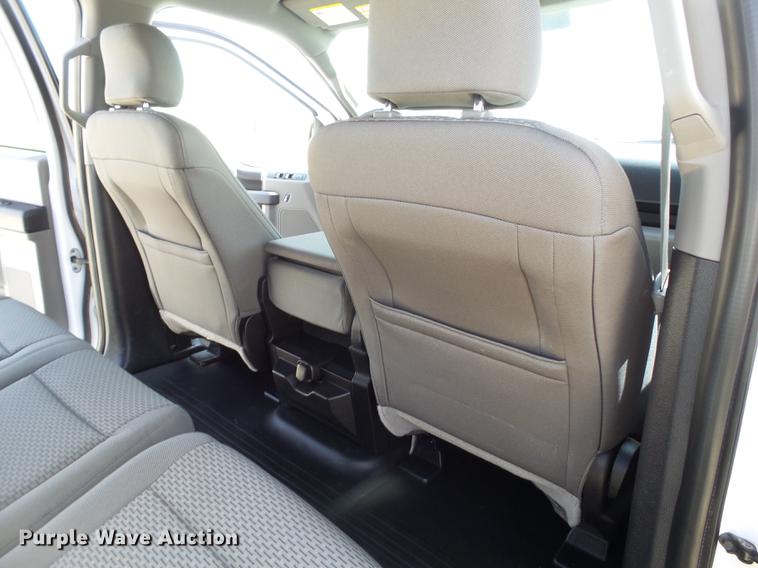 image for item EN9533 2015 Ford F150 XLT SuperCrew Cab pickup truck