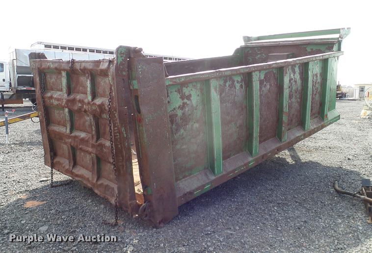 image for item EO9758 Dump bed