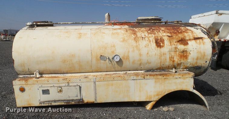 image for item EO9760 Black Topper BT-HS fuel tank body