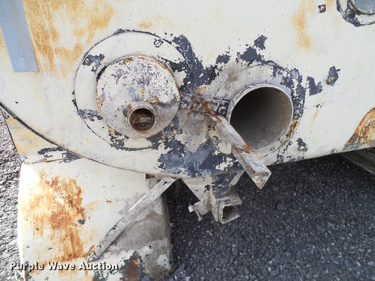 image for item EO9760 Black Topper BT-HS fuel tank body