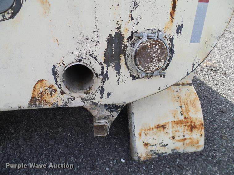 image for item EO9760 Black Topper BT-HS fuel tank body