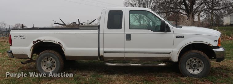 image for item EP9291 2000 Ford F250 SuperCab pickup truck