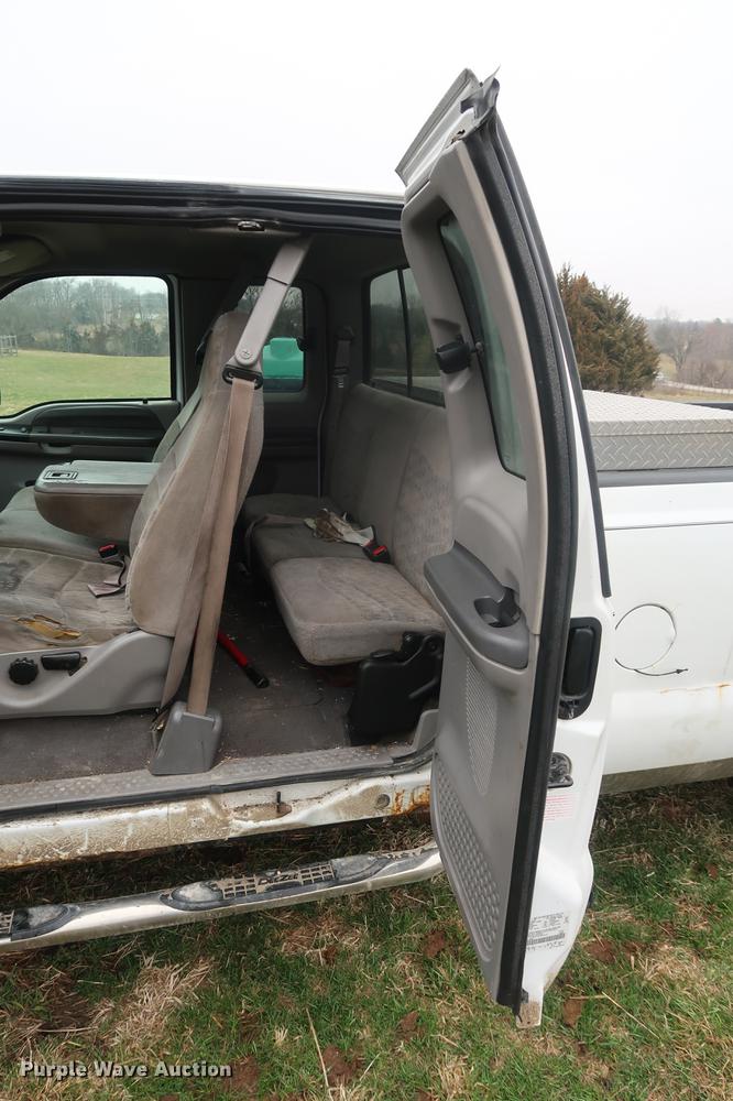 image for item EP9291 2000 Ford F250 SuperCab pickup truck