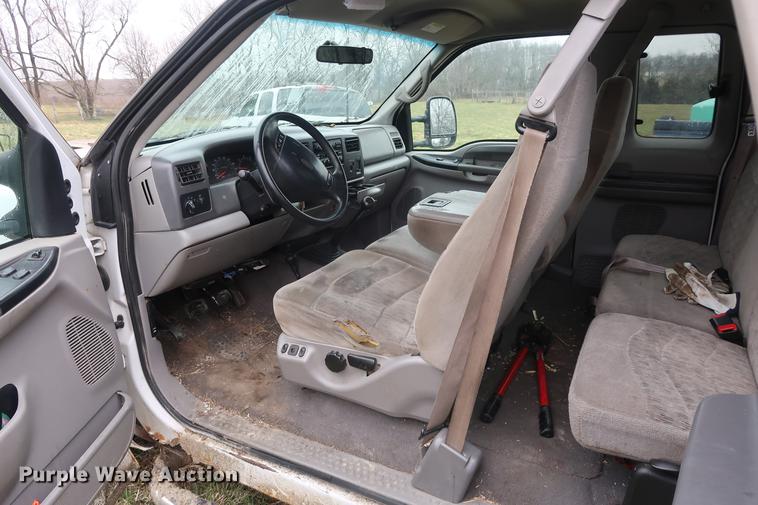 image for item EP9291 2000 Ford F250 SuperCab pickup truck