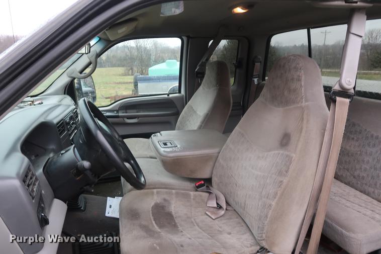 image for item EP9291 2000 Ford F250 SuperCab pickup truck