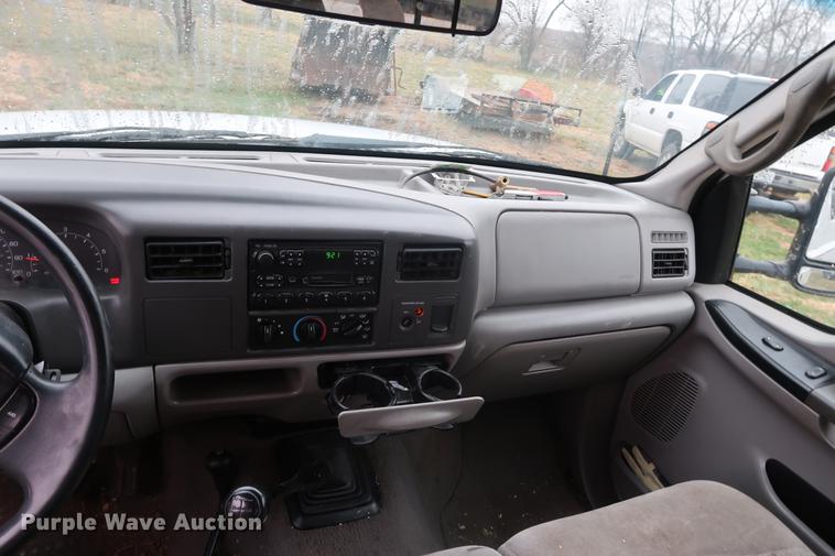 image for item EP9291 2000 Ford F250 SuperCab pickup truck