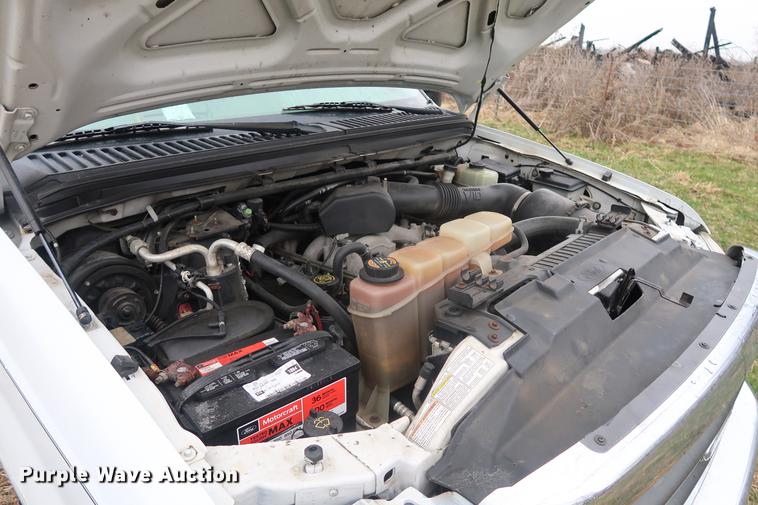 image for item EP9291 2000 Ford F250 SuperCab pickup truck