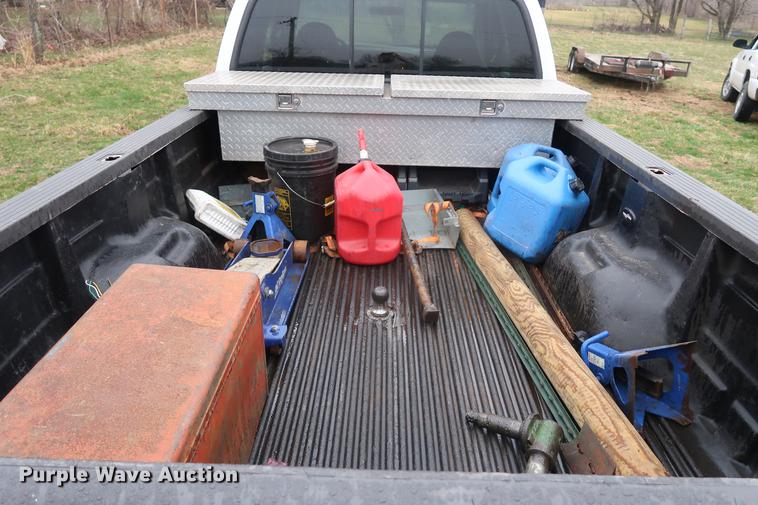 image for item EP9291 2000 Ford F250 SuperCab pickup truck