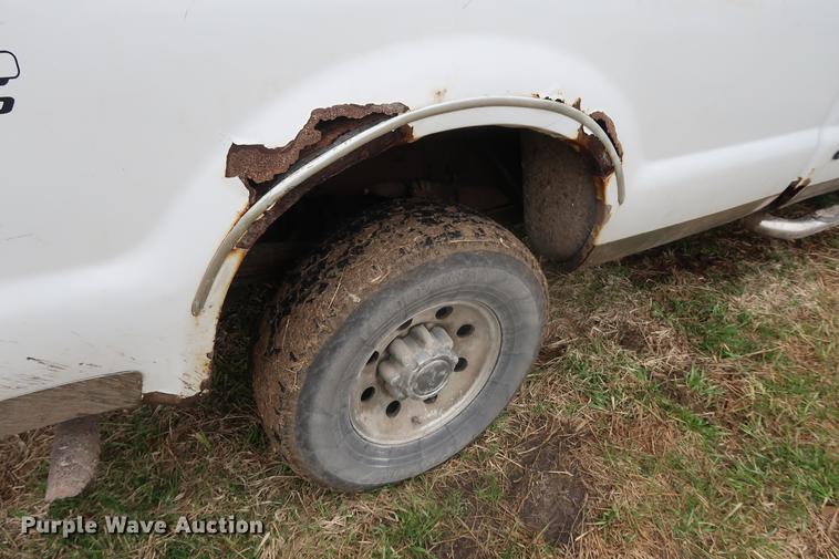 image for item EP9291 2000 Ford F250 SuperCab pickup truck