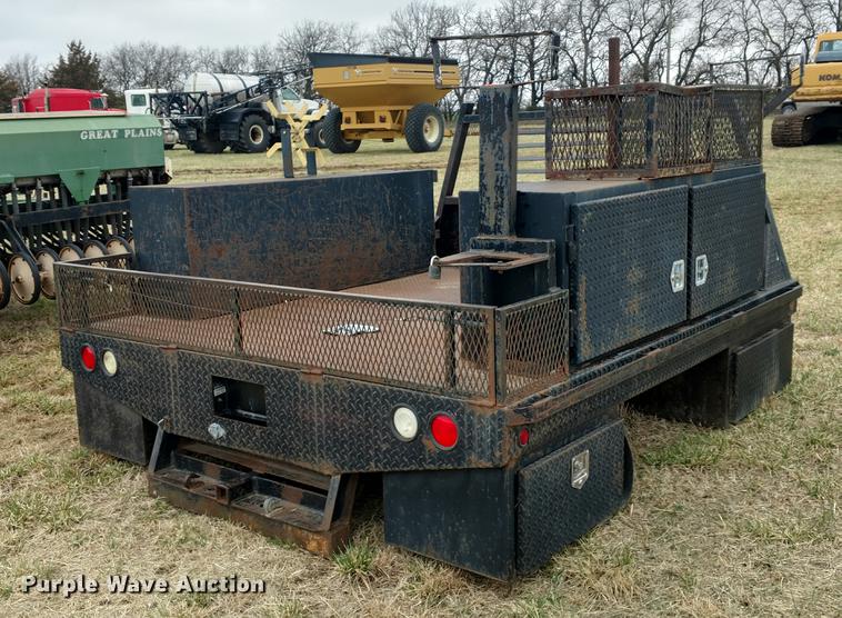 image for item L3369 Welding flatbed