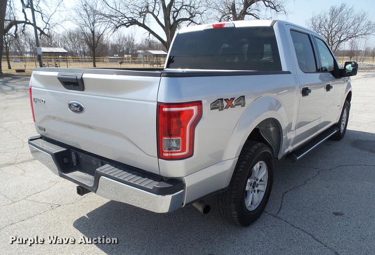 image for item L5670 2015 Ford F150 SuperCrew pickup truck