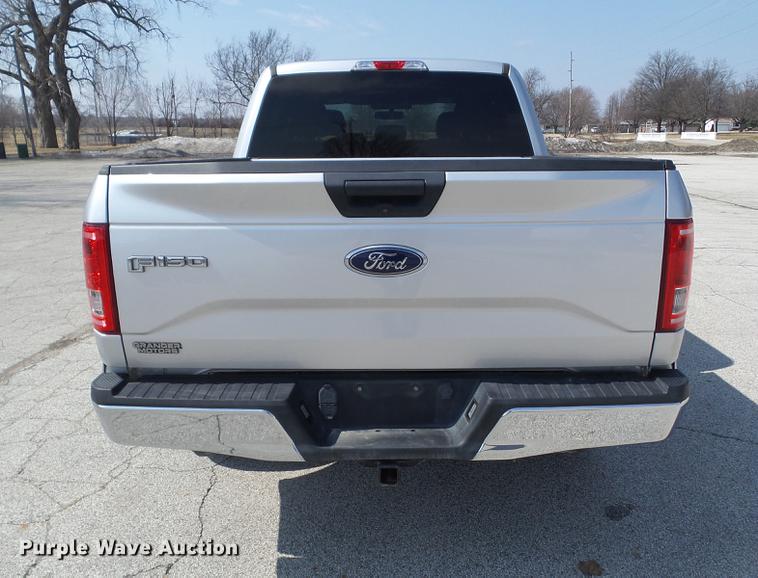 image for item L5670 2015 Ford F150 SuperCrew pickup truck
