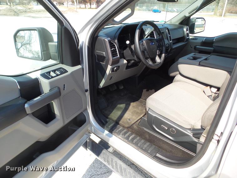 image for item L5670 2015 Ford F150 SuperCrew pickup truck