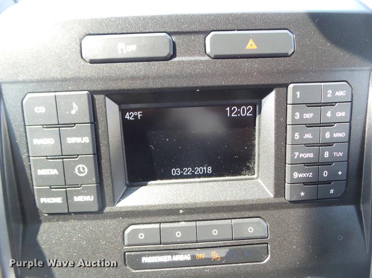 image for item L5670 2015 Ford F150 SuperCrew pickup truck