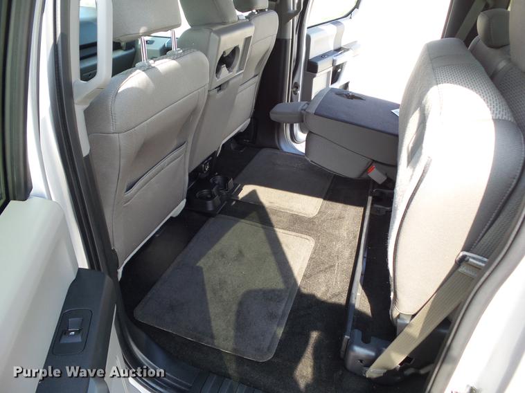 image for item L5670 2015 Ford F150 SuperCrew pickup truck