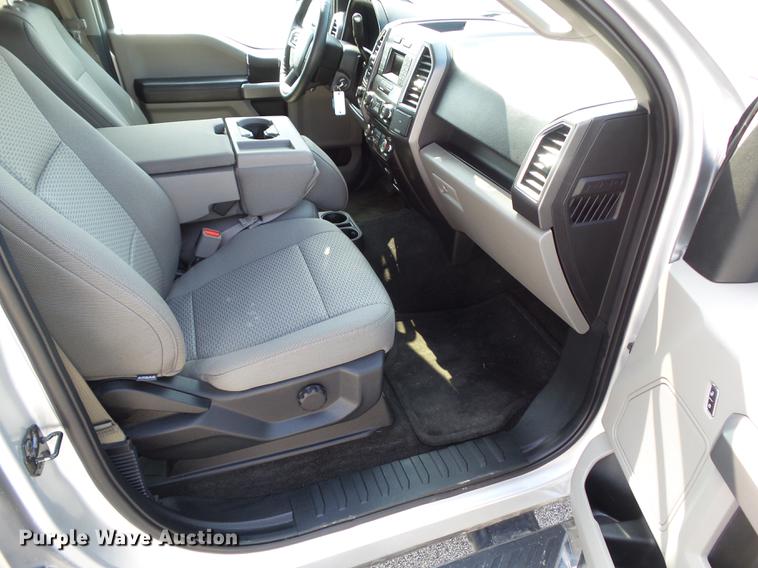 image for item L5670 2015 Ford F150 SuperCrew pickup truck