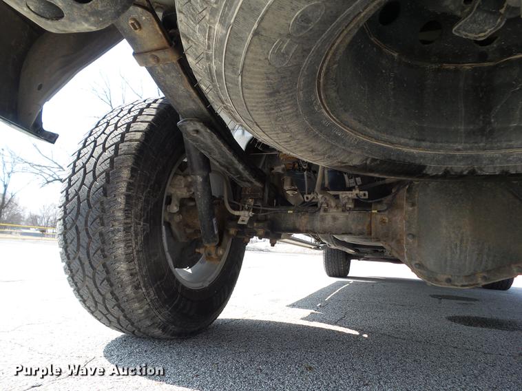 image for item L5670 2015 Ford F150 SuperCrew pickup truck