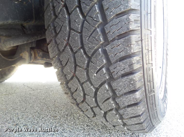 image for item L5670 2015 Ford F150 SuperCrew pickup truck