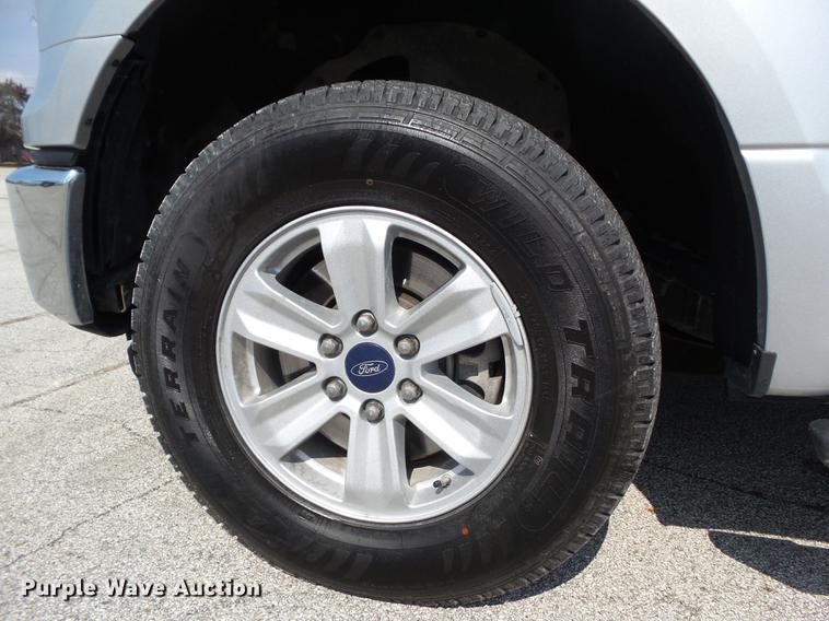 image for item L5670 2015 Ford F150 SuperCrew pickup truck