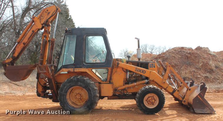 image for item DB5119 1982 Case 580D backhoe