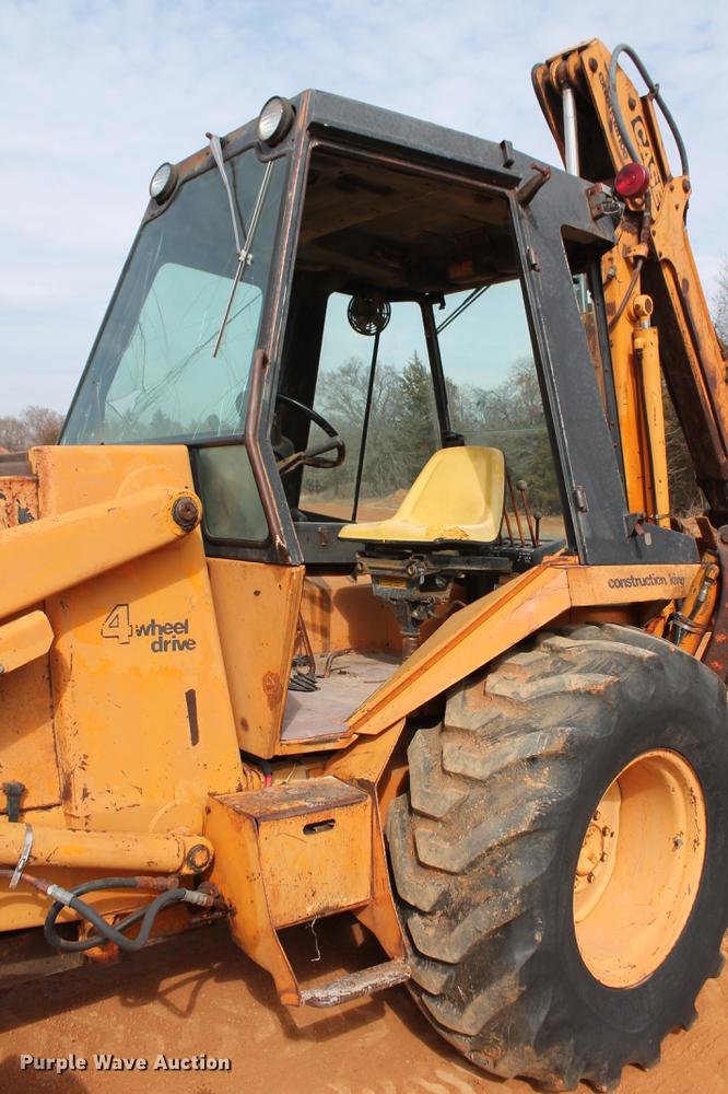 image for item DB5119 1982 Case 580D backhoe