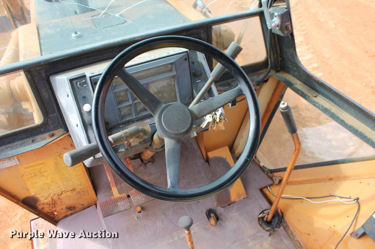 image for item DB5119 1982 Case 580D backhoe