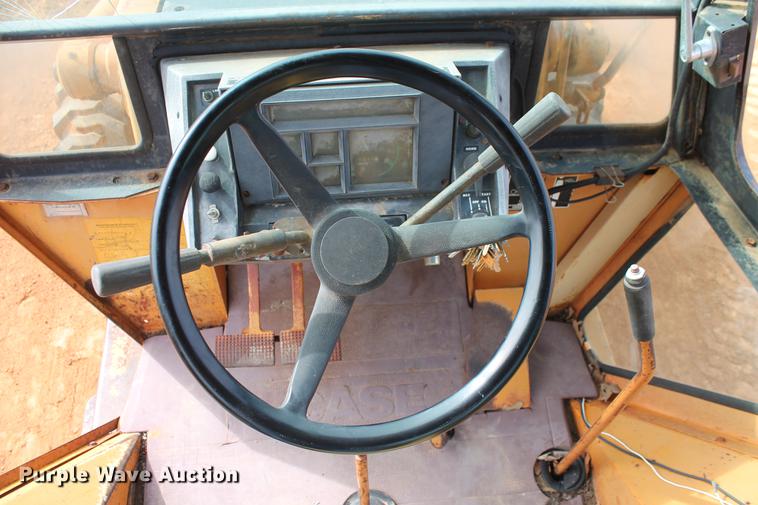 image for item DB5119 1982 Case 580D backhoe