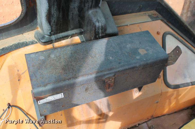 image for item DB5119 1982 Case 580D backhoe