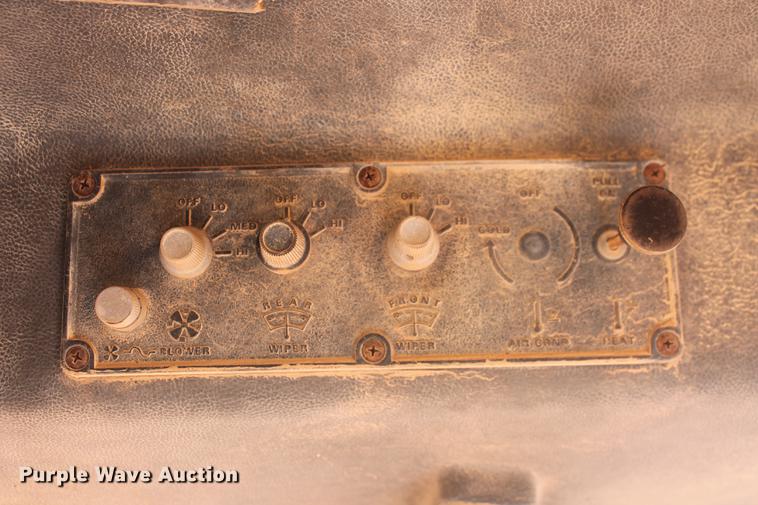 image for item DB5119 1982 Case 580D backhoe