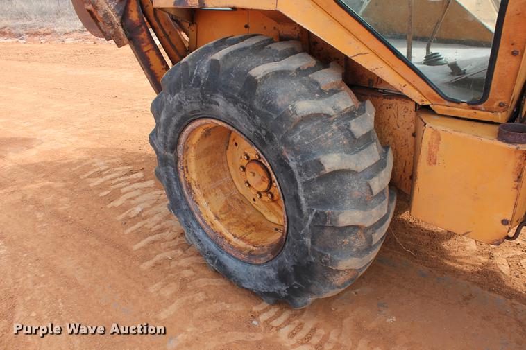 image for item DB5119 1982 Case 580D backhoe