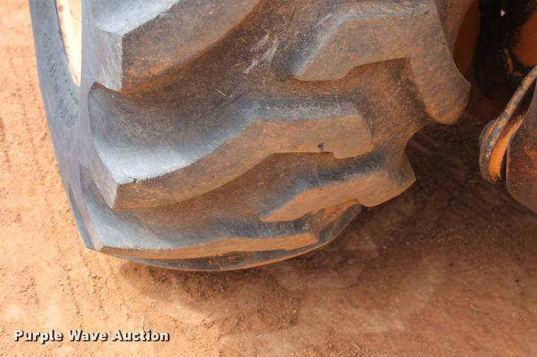 image for item DB5119 1982 Case 580D backhoe