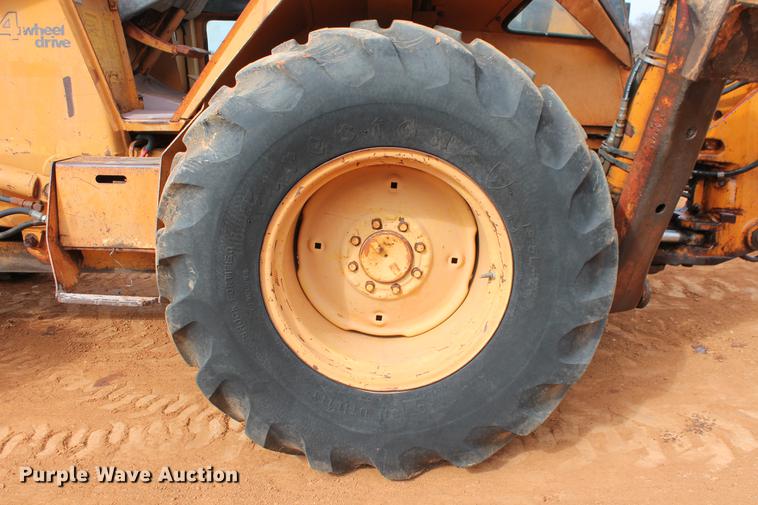 image for item DB5119 1982 Case 580D backhoe