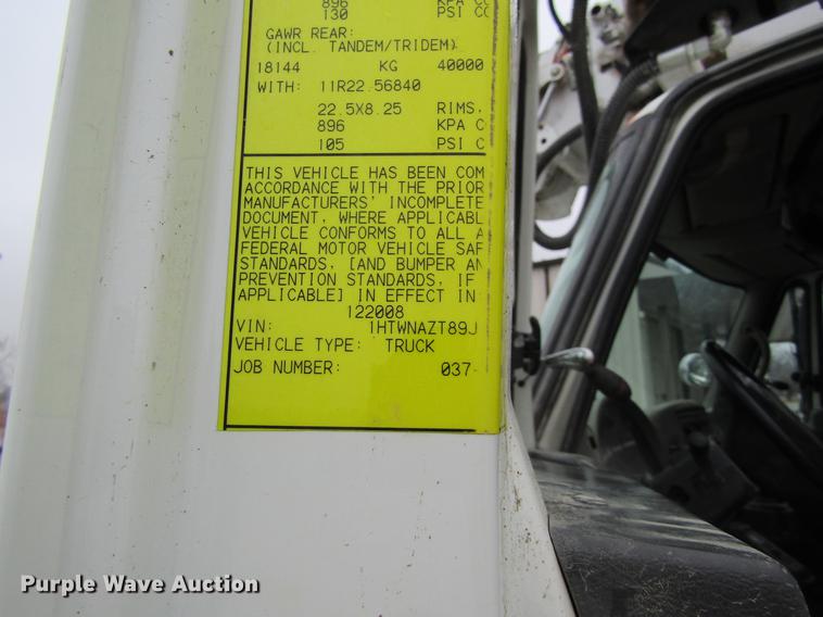 image for item DB5956 2009 International 7500 digger derrick truck