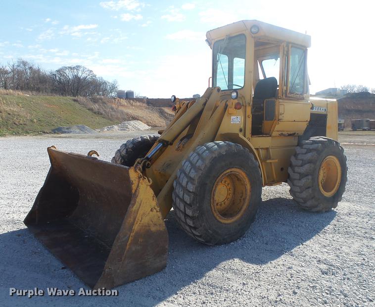 image for item DB7251 1974 John Deere 544B wheel loader