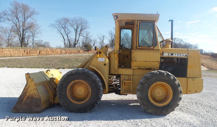 image for item DB7251 1974 John Deere 544B wheel loader