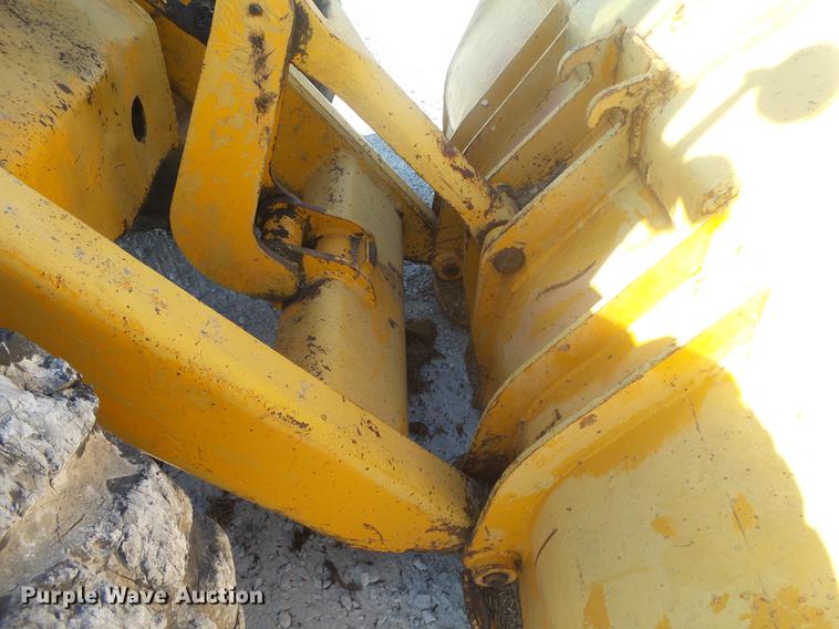 image for item DB7251 1974 John Deere 544B wheel loader