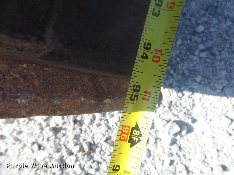 image for item DB7251 1974 John Deere 544B wheel loader