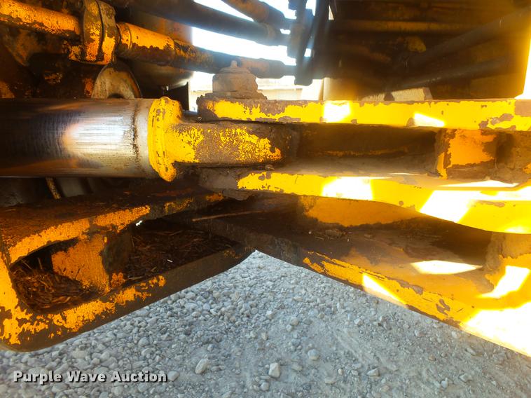 image for item DB7251 1974 John Deere 544B wheel loader