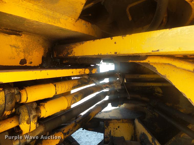 image for item DB7251 1974 John Deere 544B wheel loader