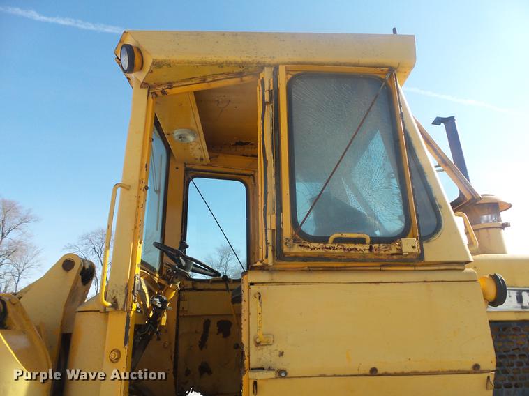 image for item DB7251 1974 John Deere 544B wheel loader