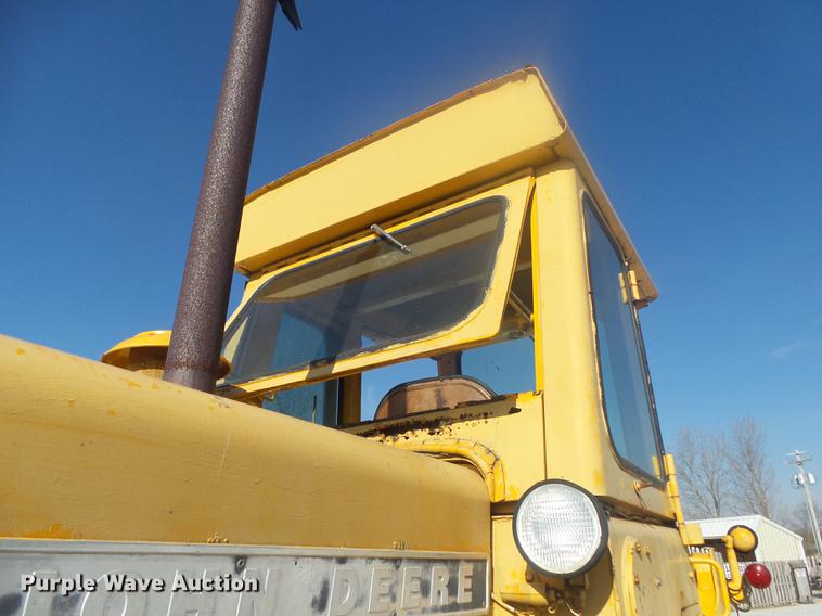 image for item DB7251 1974 John Deere 544B wheel loader