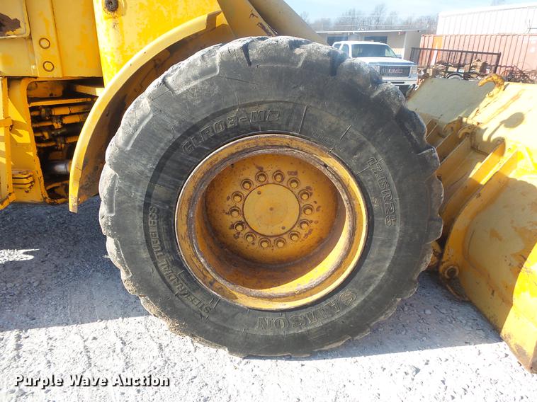image for item DB7251 1974 John Deere 544B wheel loader