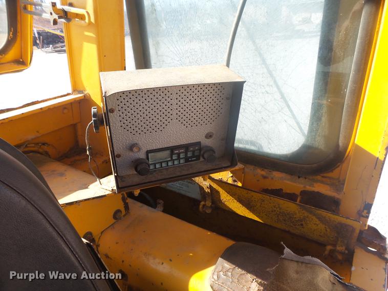 image for item DB7251 1974 John Deere 544B wheel loader