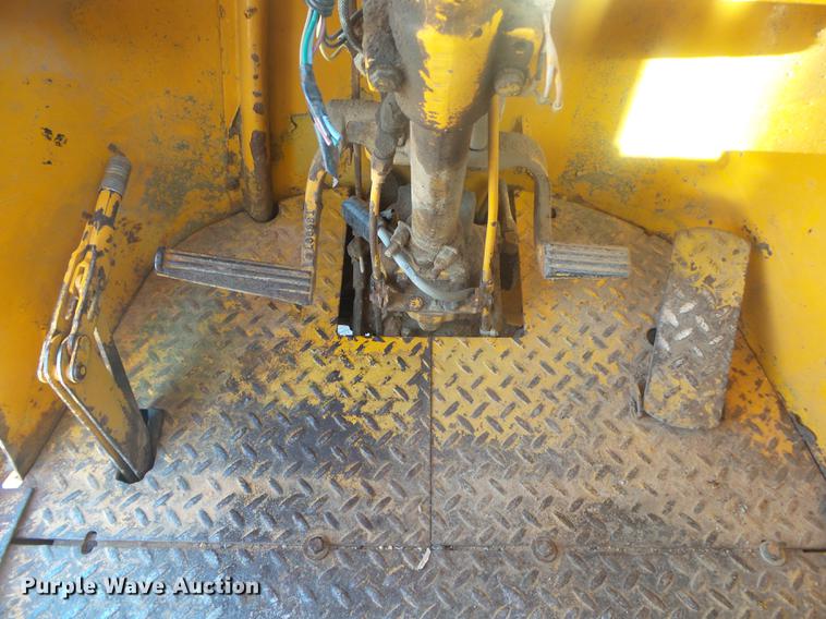 image for item DB7251 1974 John Deere 544B wheel loader