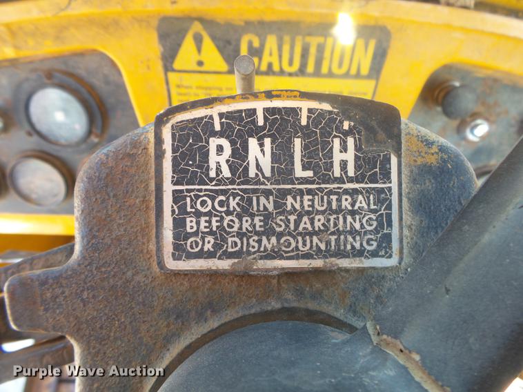 image for item DB7251 1974 John Deere 544B wheel loader