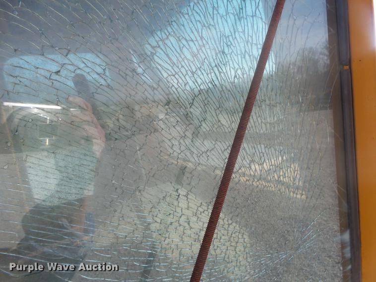 image for item DB7251 1974 John Deere 544B wheel loader