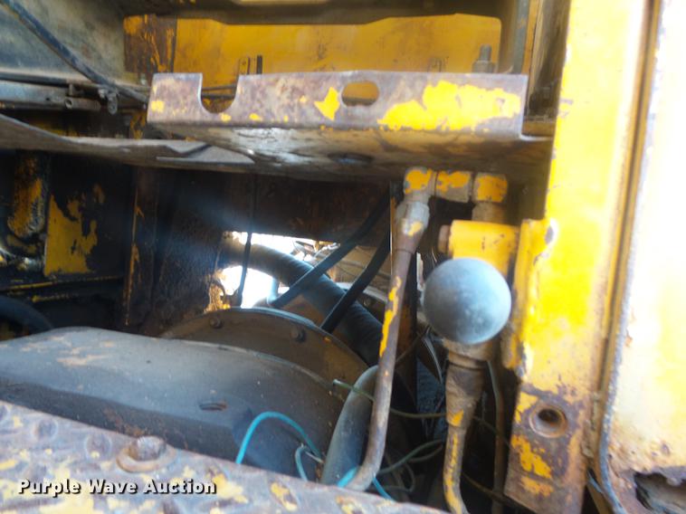 image for item DB7251 1974 John Deere 544B wheel loader