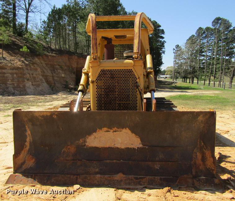 image for item DC0025 1984 Caterpillar D6D dozer