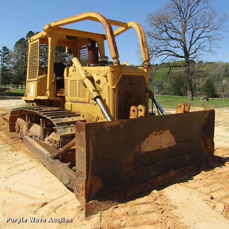 image for item DC0025 1984 Caterpillar D6D dozer